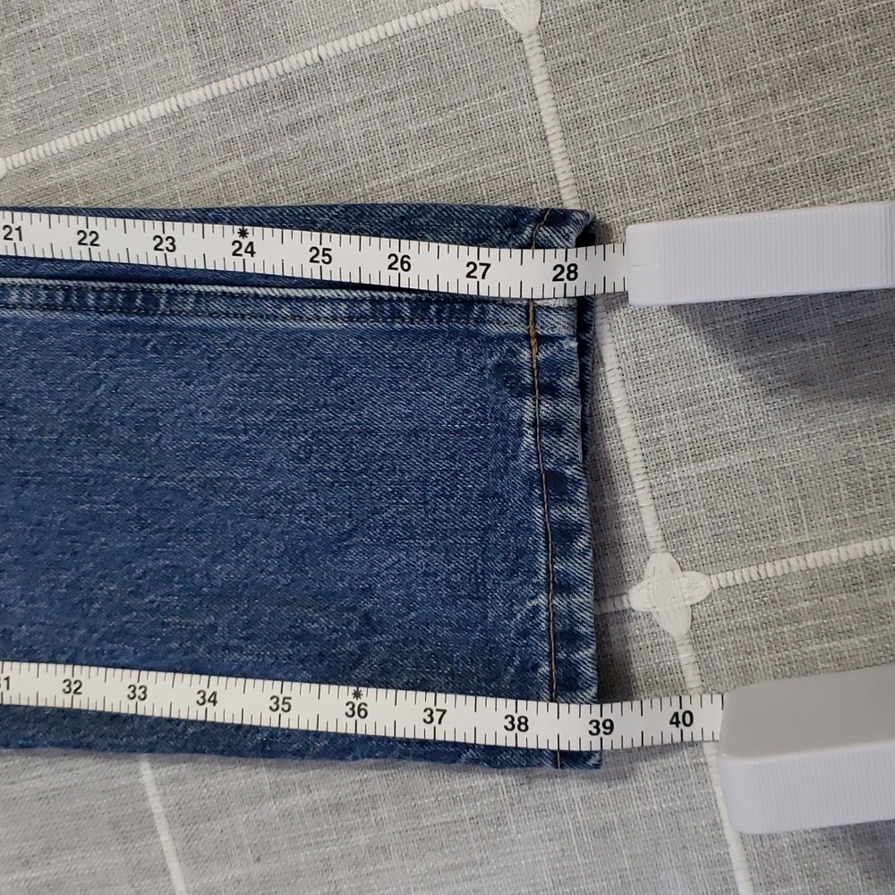 Everlane The Cheeky Jean, Size 28 Regular. - Picture 12 of 12